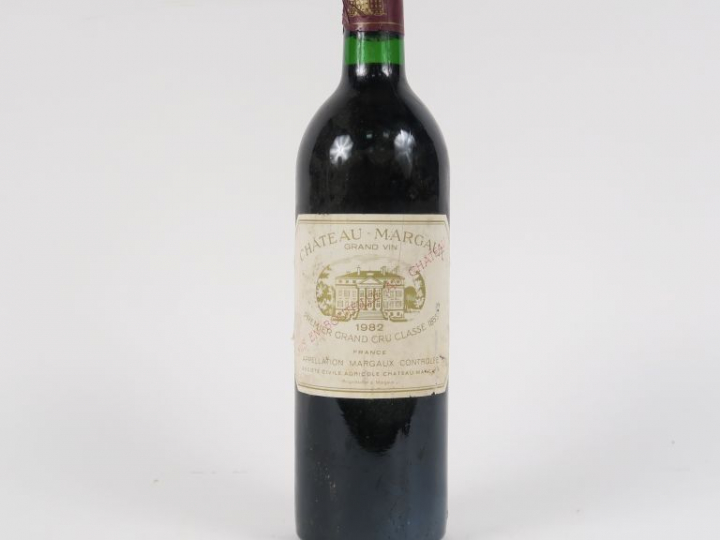 1 BOUTEILLE CHÂTEAU MARGAUX 1er GCC MARGAUX - 1982 - BG++/ELTA/CAPS LA