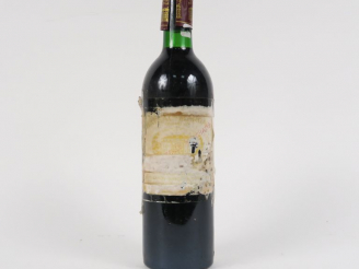 Vente aux enchères 1 BOUTEILLE CHÂTEAU MARGAUX 1er GCC MARGAUX - 1982 - BG/ET ILLISIBLE/B