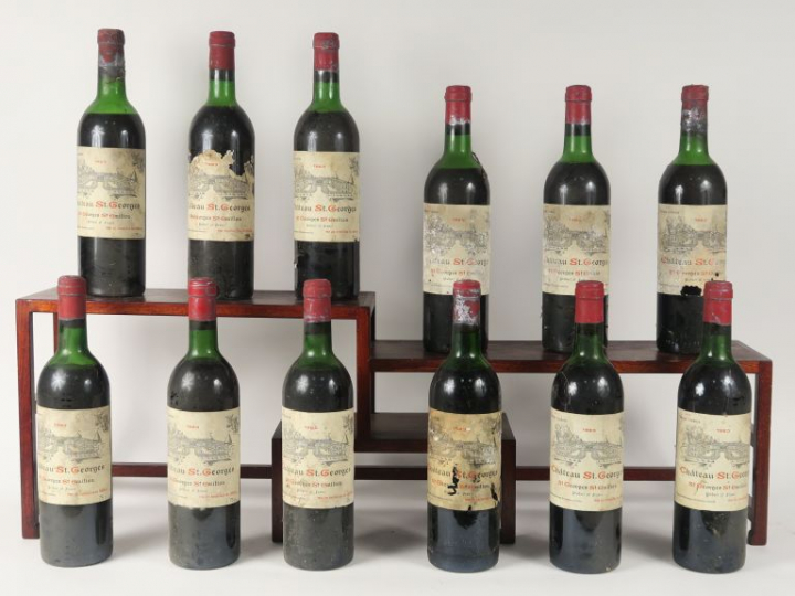 12 BOUTEILLES CHÂTEAU ST GEORGES ST GEORGES ST EMILION - 1983 - HEP à 