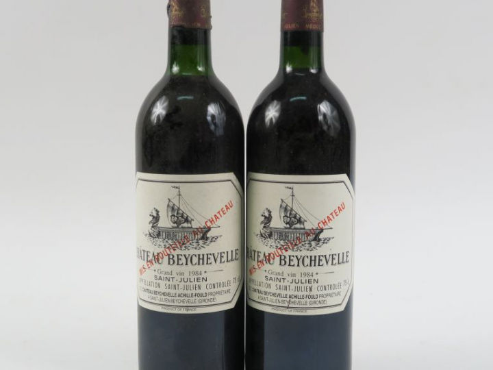 2 BOUTEILLES CHÂTEAU BEYCHEVELLE GCC JULIEN - 1984 - 1 BG/1 LB