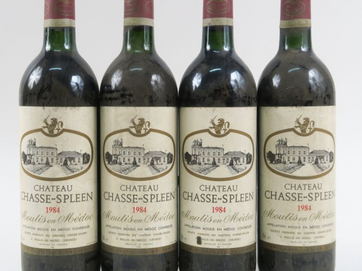 4 BOUTEILLES CHÂTEAU CHASSE SPLEEN MOULIS - 1984 - BG