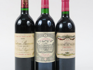 Vente aux enchères 3 BOUTEILLES DU CHÂTEAU BRANAIRE 1993 - COFFRET : 1 CHÂTEAU BRANAIRE G