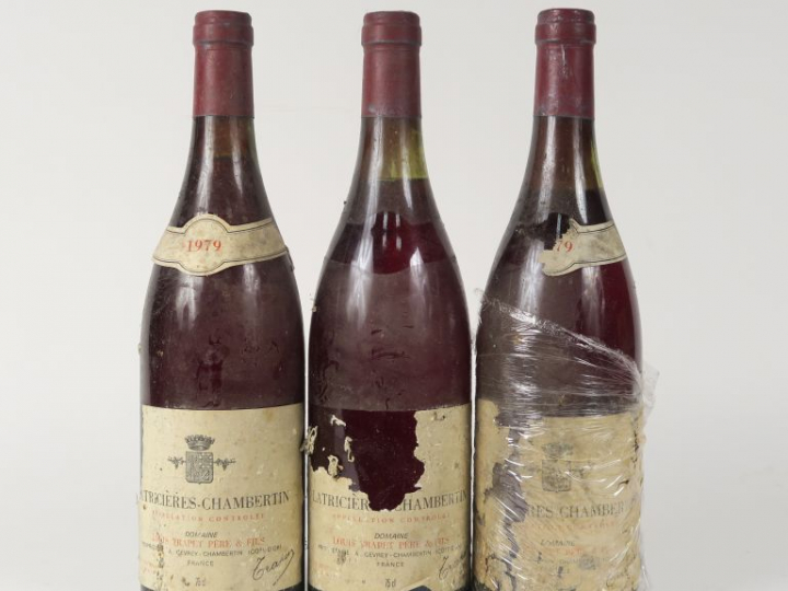 3 BOUTEILLES LATRICIÈRES CHAMBERTIN GC LOUIS TRAPET - 1979 - 1 à 2 CM/
