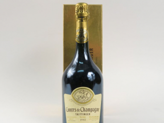 Vente aux enchères 1 BOUTEILLE CHAMPAGNE CRISTAL ROEDERER - 2005 - COFFRET LUXE
