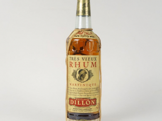 Vente aux enchères 1 BOUTEILLE TRÈS VIEUX RHUM DILLON 'OL NICK' - 1969
