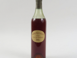 Vente aux enchères 1 BOUTEILLE COGNAC GRANDE FINE CHAMPAGNE COURVOISIER - 1914 - 5 CM