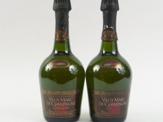 Vente aux enchères 2 BOUTEILLES VIEUX MARC DE CHAMPAGNE LANSON