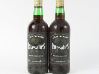 Vente aux enchères 2 BOUTEILLES RIVESALTES VIEUX CAZES FRÈRES