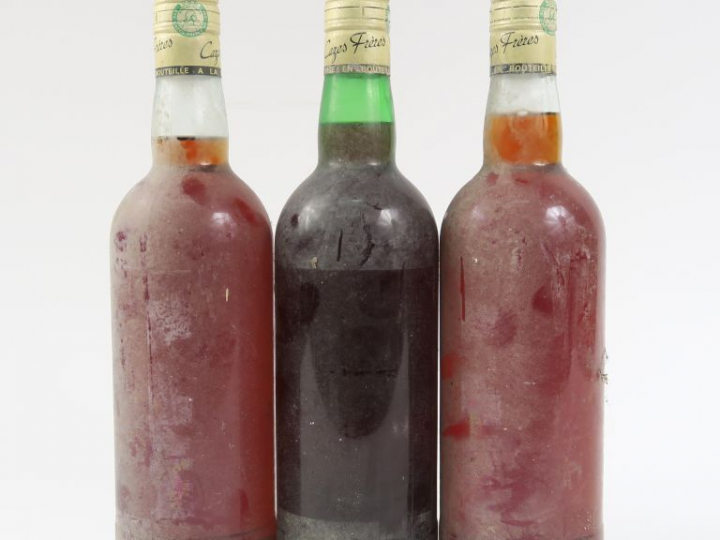3 VIEILLES BOUTEILLES VINS DOUX NATURELS CAZES : 2 RIVESALTES (?) SE -
