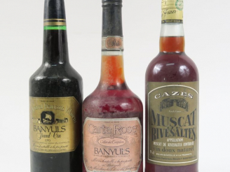 Vente aux enchères 3 BOUTEILLES : 1 BANYULS GC 'CUVÉE AMIRAL FRANÇOIS VILAREM' 1970 - 1 M
