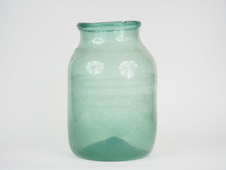Grand bocal à conserve en verre soufflé XVIIIème XIXème.  H. 40 cm (ég