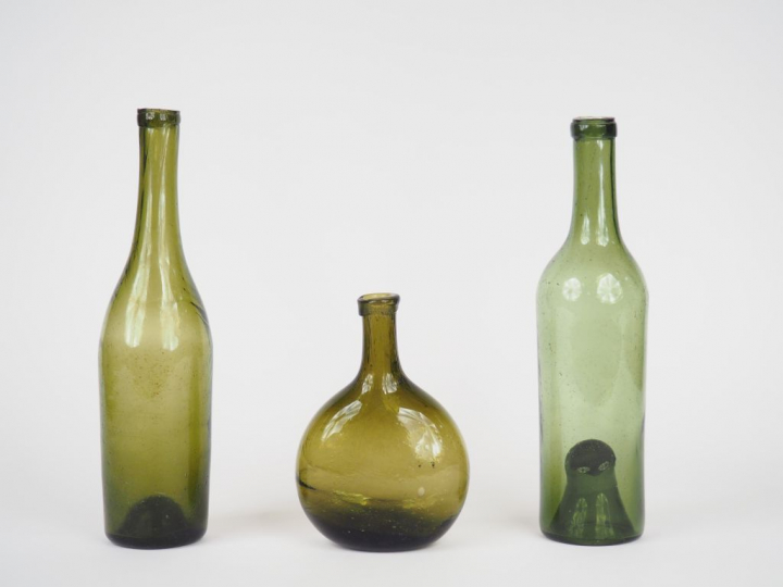 Petite bouteille d'armagnac H. 17,5 cm - deux bouteilles XVIIIème XIXè