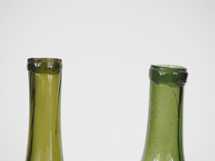 Petite bouteille d'armagnac H. 17,5 cm - deux bouteilles XVIIIème XIXè