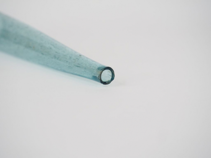 Pipette ? en verre soufflé XVIIIème ou XIXème.