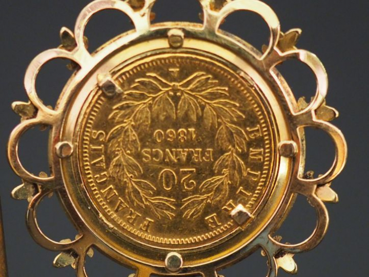 Pendentif en or avec pièce de 20 francs or.  Poids : 12,95 g