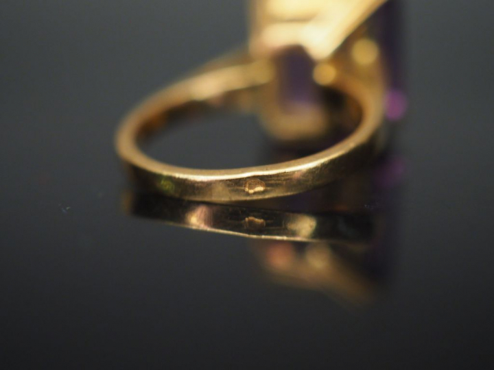 Deux bagues en or et améthystes. Poids : 11,24 g