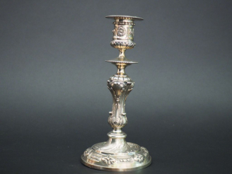 Vente aux enchères Bougeoir Napoléon III de style Louis XVI en argent, poinçon Minerve.  