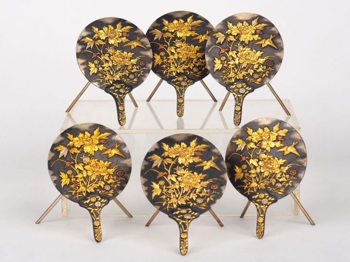 6 porte menus en bronze et sentoku décor d'oiseaux et de compositions 