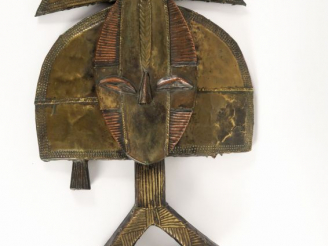 Vente aux enchères Figure de reliquaire mbulu ngulu Kota Obamba, Gabon Bois brun à patine