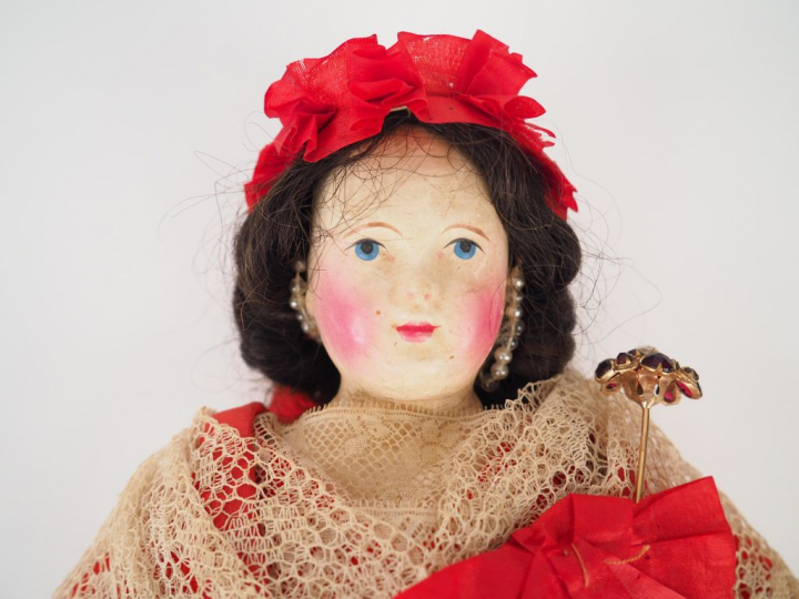 Poupée 1870/1880 à tête buste d'Allemagne aux yeux peints corps en pea