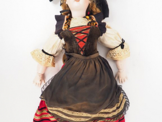 Vente aux enchères Poupée tête porcelaine de fabrication française SFBJ moule jumeau tête