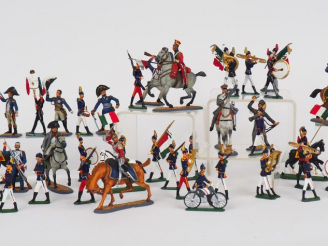 Vente aux enchères Collection de soldats de plomb. 44 pièces.
