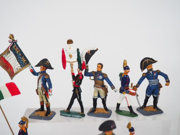 Collection de soldats de plomb. 44 pièces.