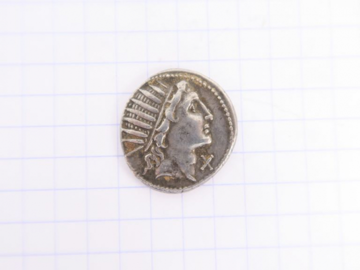 République romaine, Manius Aquillius (109-108 av. J.-C.), denier, A/ T