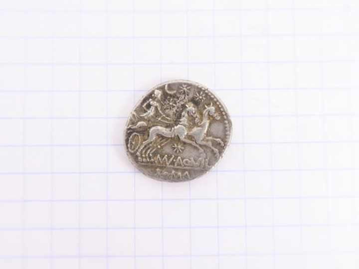 République romaine, Manius Aquillius (109-108 av. J.-C.), denier, A/ T