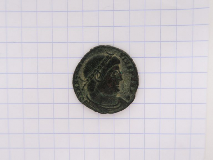 Magnence (350-353 apr. J.-C.), maiorina, A/ DN MAGNENTIVS PF AVG, R/ F