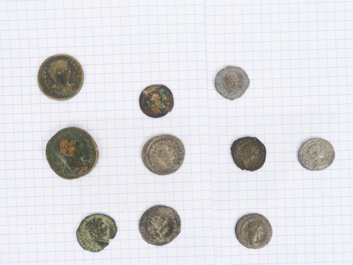 Lot de dix monnaies romaines dont denier de Plautille (+211 apr. J.-C.