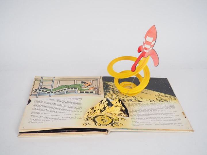 Tintin et Milou On a marché sur la Lune, album POP Hop BE+, complet un