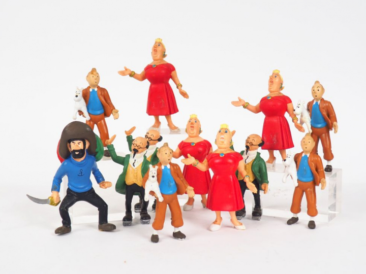 12 personnages DIVERS PLASTOY de 1994