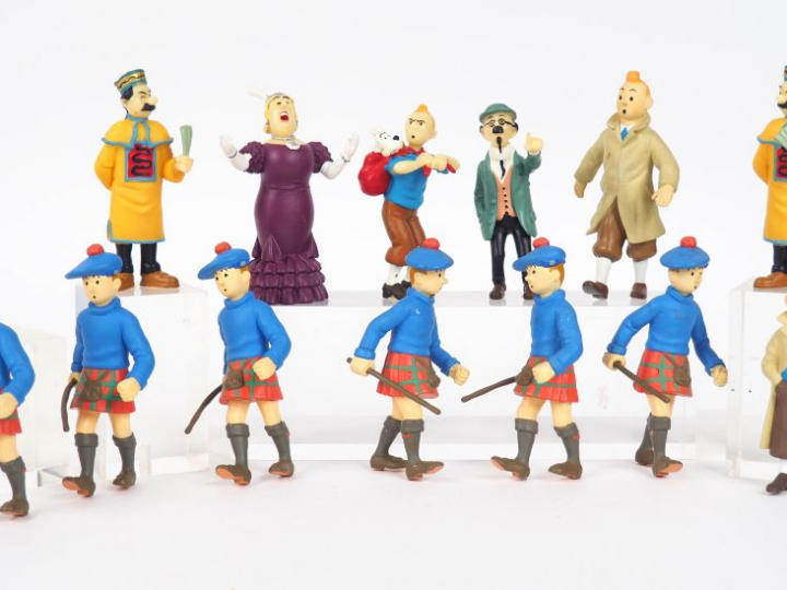 13 figurines Moulinsart