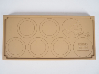 Vente aux enchères 10 socles pour figurines TINTIN
