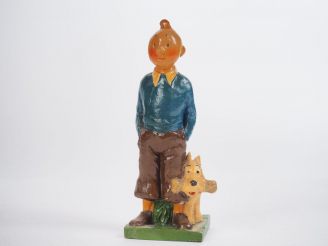 Vente aux enchères TRES RARE STATUETTE en bois plastique à l'effigie de Tintin et Milou, 