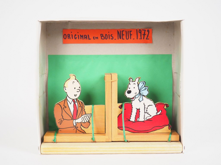 SERRE LIVRE VILAC Tintin et milou.Petit éclat sur la houpette de Milou