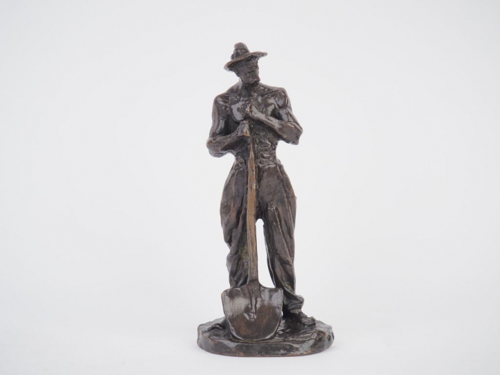 DALOU. "Le terrassier". Sujet en bronze à patine brune, fonte XXème. S