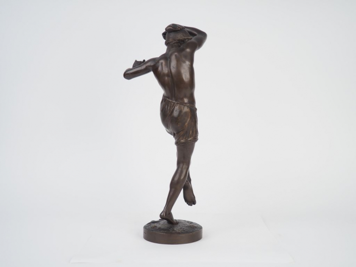 DURET "Danseur napolitain". Sculpture en bronze à patine brune. Signée