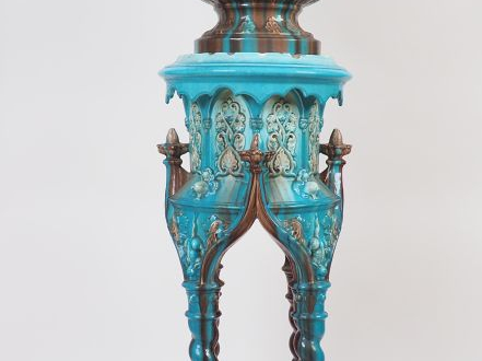 Jérôme MASSIER. Grand jardinière et sa sellette en barbotine flammée p