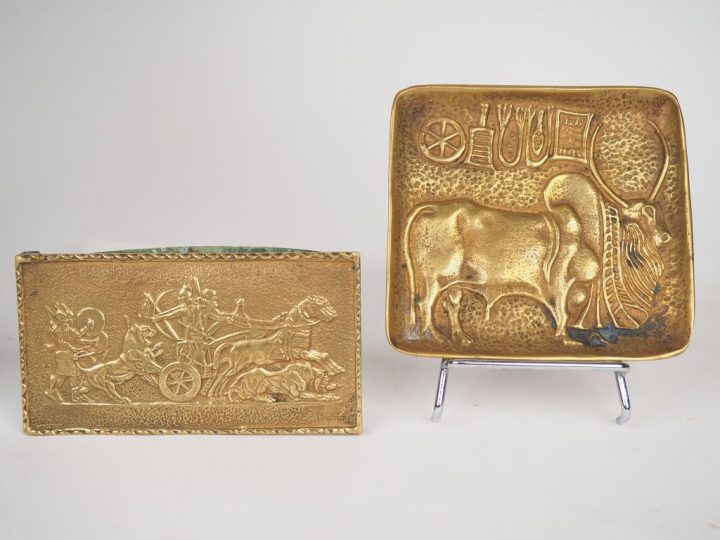 M. LE VERRIER. Vide-poches (Dim: 12,5 x 13 cm) et porte-buvard (dim: 3