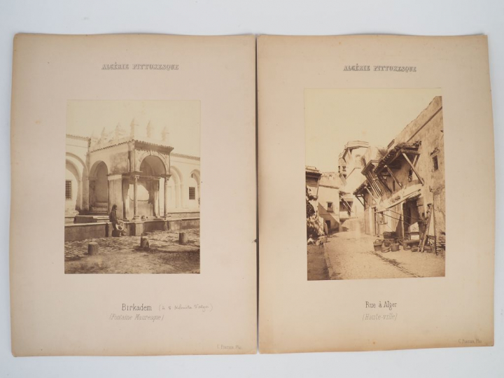 8 différentes photographies en noir et blanc sur l'Algérie : - Jardin 