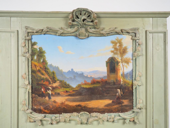 Trumeau de style Louis XV en bois relaqué vert, peinture à décor d'un 