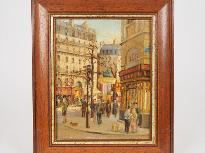Ecole française XXème "Paris, la rue animée". Huile sur panneau  Dim. 