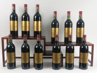 Vente aux enchères 12 BOUTEILLES CHÂTEAU LA MOULINE MOULIS EN MEDOC - 1982 - CBO/BG