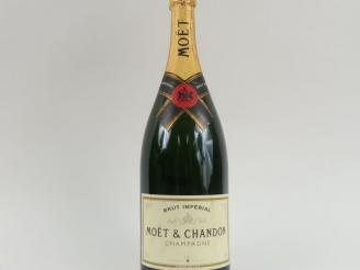 Vente aux enchères 1 MAGNUM CHAMPAGNE MOËT   CHANDON 'BRUT IMPÉRIAL'