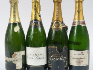 Vente aux enchères 4 BOUTEILLES CHAMPAGNE : 1 LAURENT PERRIER - 1 LANSON - 1 VICTOR LEJEU