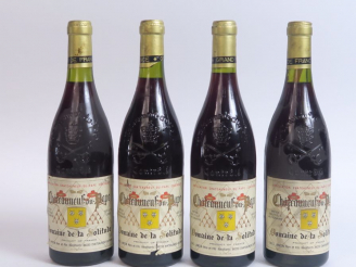Vente aux enchères 4 BOUTEILLES CHÂTEAUNEUF DU PAPE DOMAINE DE LA SOLITUDE - 1985 - 1 à 0