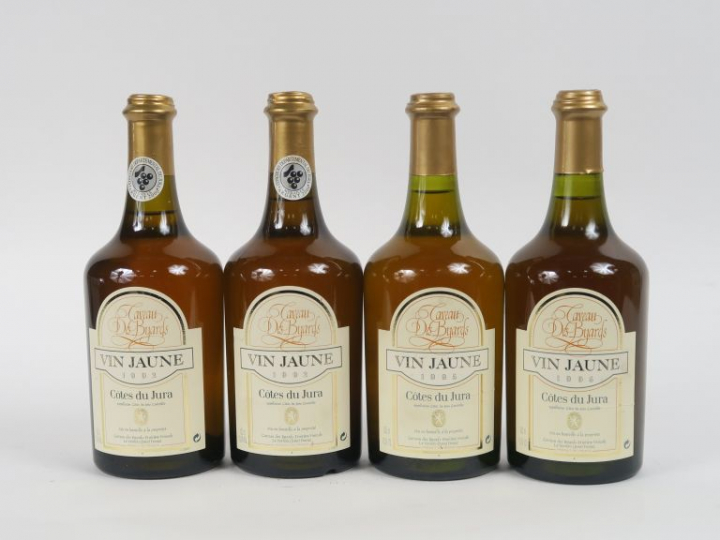 4 BOUTEILLES VIN JAUNE CAVEAU DE BYARDS : 2 de 1992 - 2 de 1995