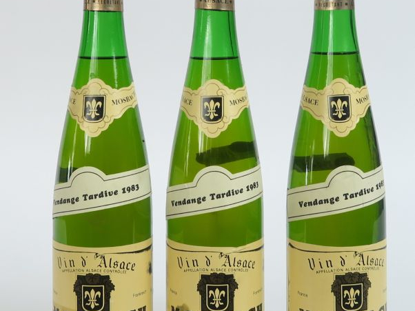 3 BOUTEILLES GEWURZTRAMINER VENDANGES TARDIVES MOSBACH - 1983 - 3 CM